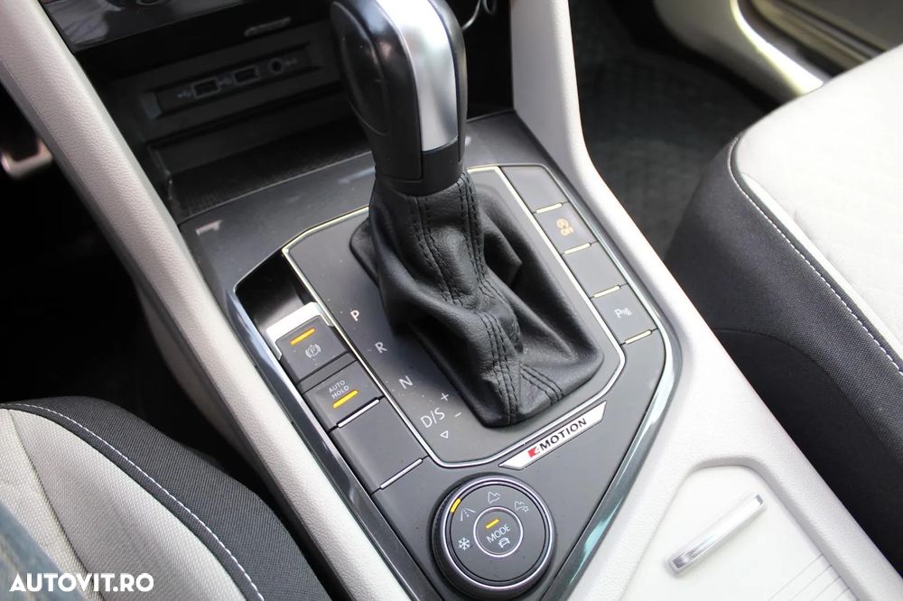 Volkswagen Tiguan 2.0 TDI 4Mot DSG Comfortline - 36