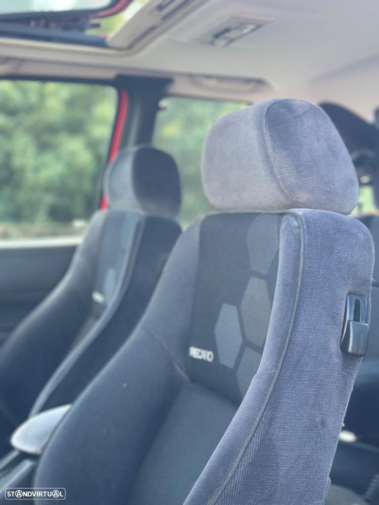 Ford Escort 2.0i RS Cosworth - 11