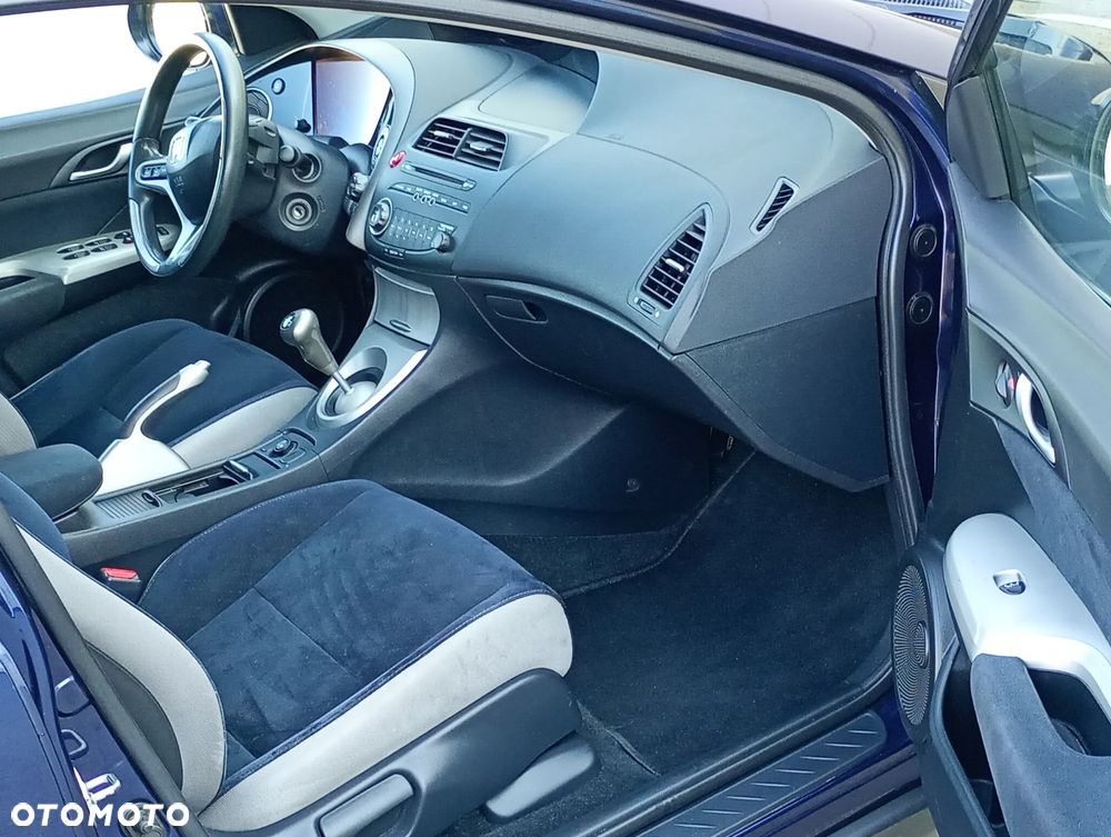 Honda Civic - 9