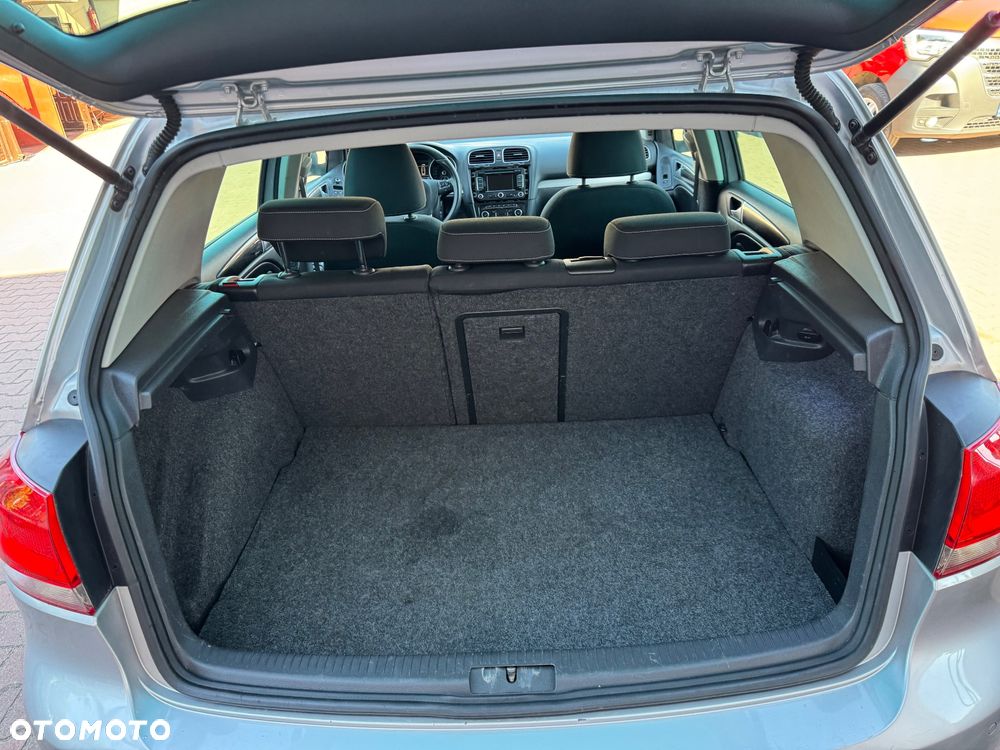 Volkswagen Golf - 14
