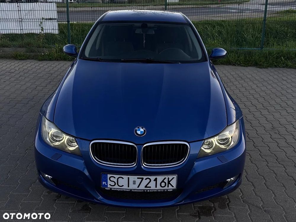 BMW Seria 3 325i - 31