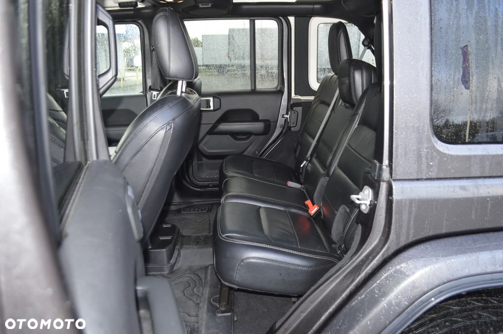 Jeep Wrangler Unlimited GME 2.0 Turbo Sahara - 10