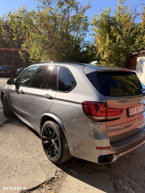 BMW X5 M M50d - 25
