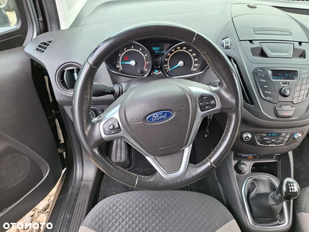 Ford Tourneo Courier 1.0 EcoBoost S&S Titanium - 18