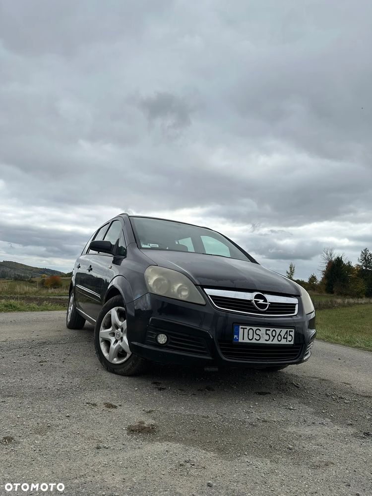 Opel Zafira - 17
