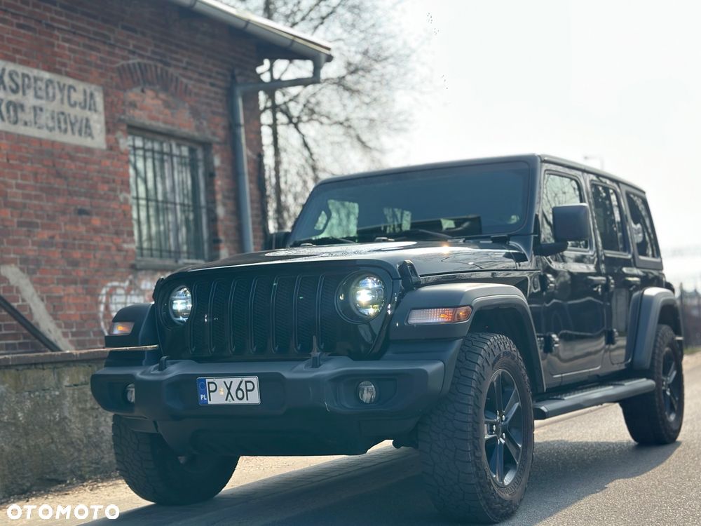 Jeep Wrangler - 2