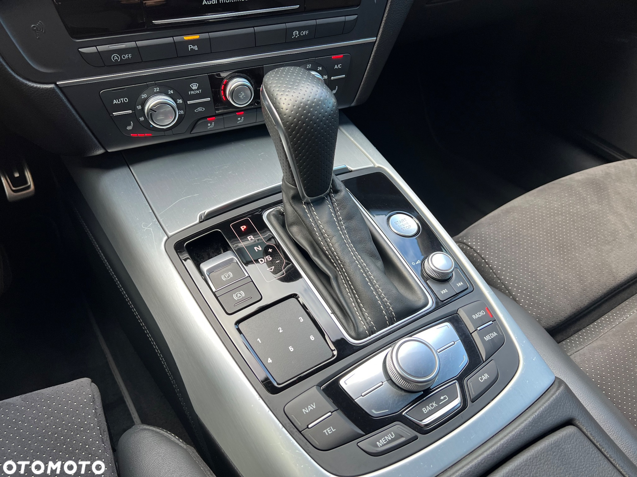 Audi A6 Avant 3.0 TDI quattro S tronic - 25
