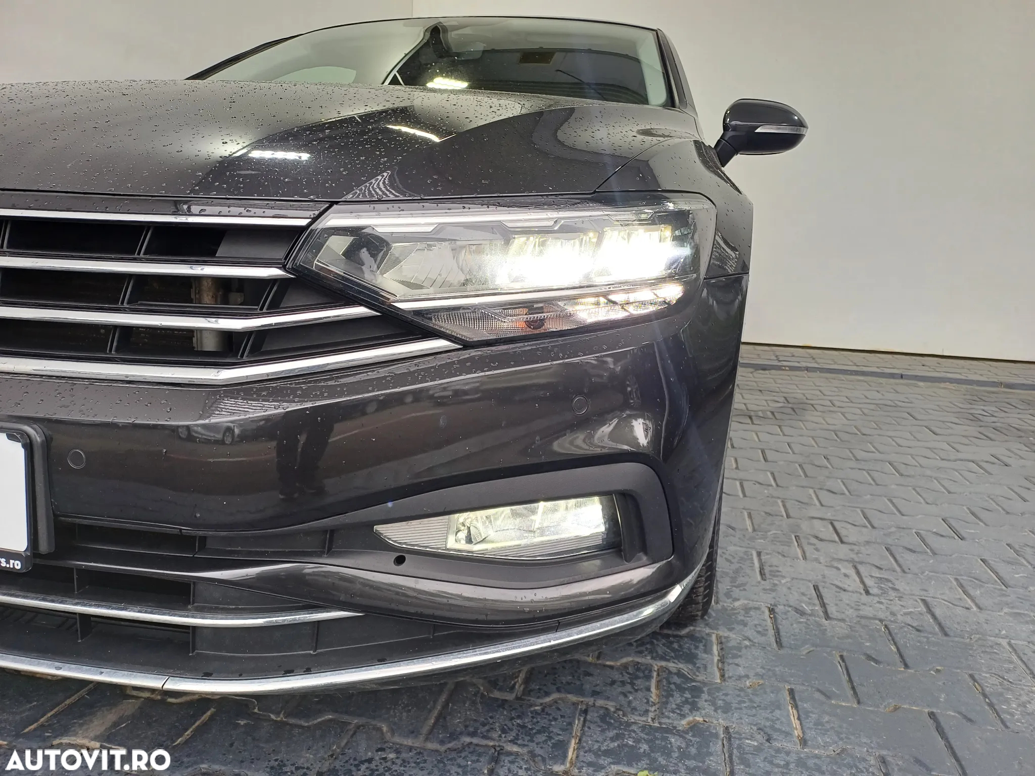 Volkswagen Passat 2.0 TDI DSG Highline - 34