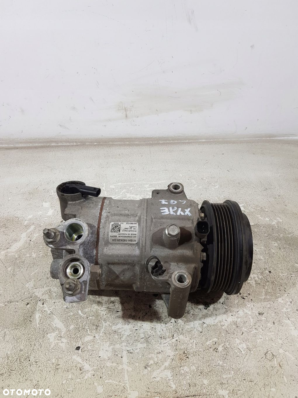 SPRĘŻARKA KLIMATYZACJI H1BH-19D629-DA FORD FIESTA MK7 1.1B XYJE - 5