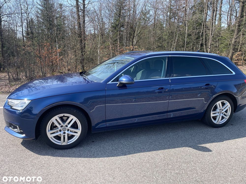 Audi A4 Avant 2.0 TDI S tronic - 10