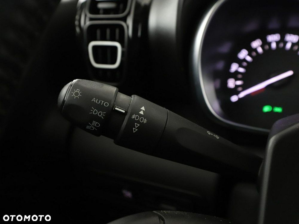 Citroën C3 Aircross 1.5 BlueHDi Shine Pack S&S - 33