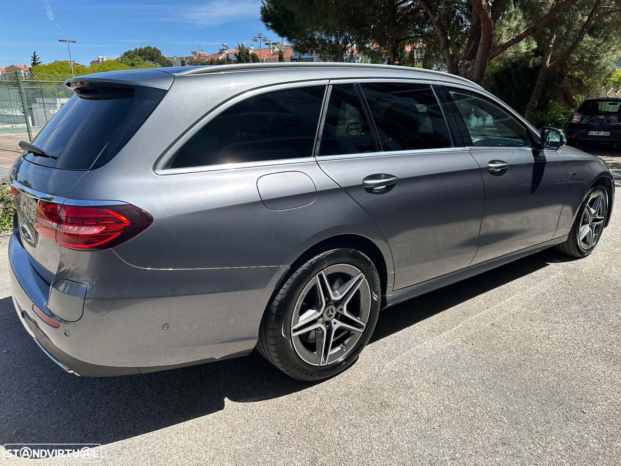 Mercedes-Benz E 300 de AMG Line - 15