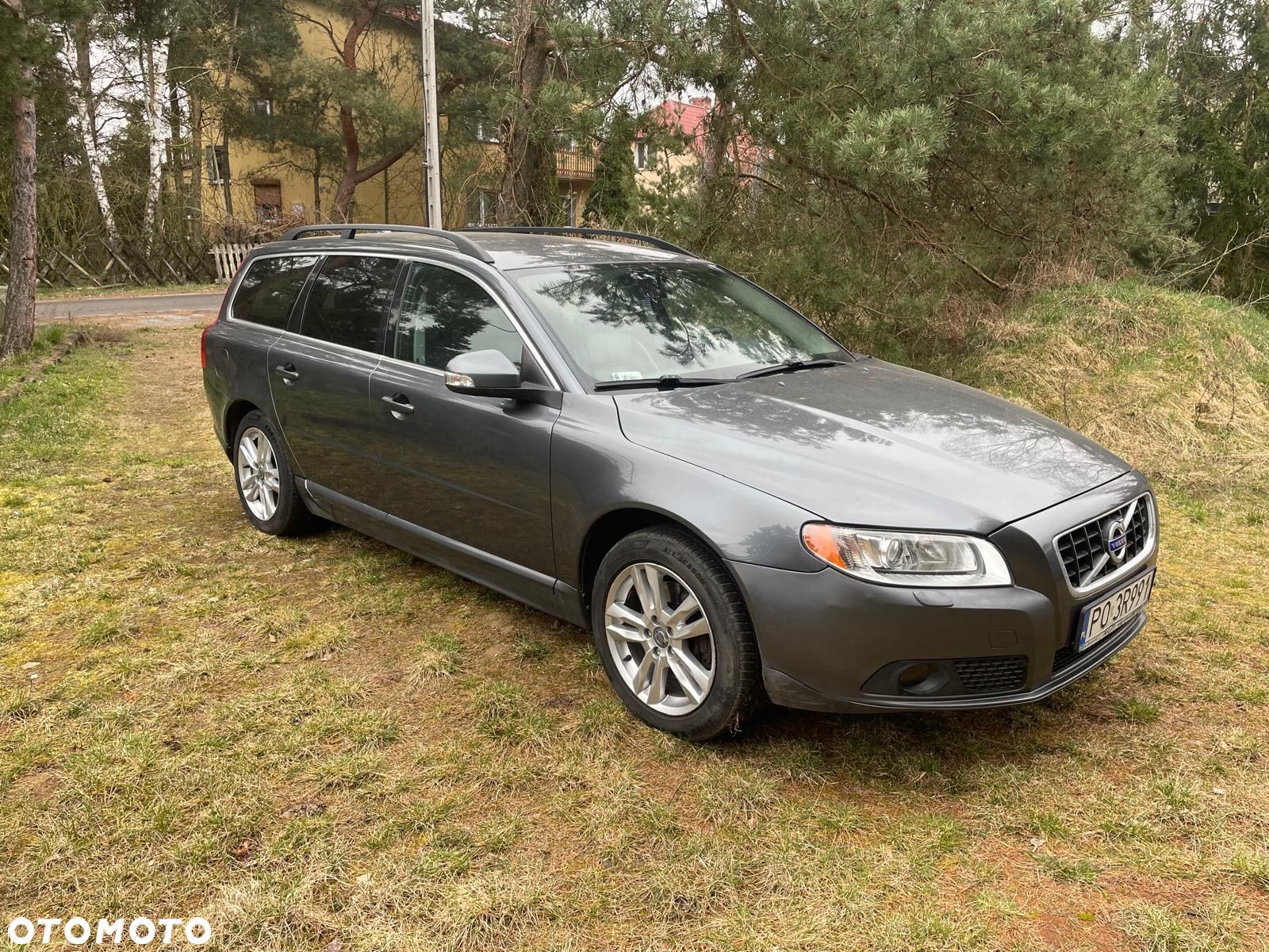 Volvo V70 D3 Geartronic RDesign - 1