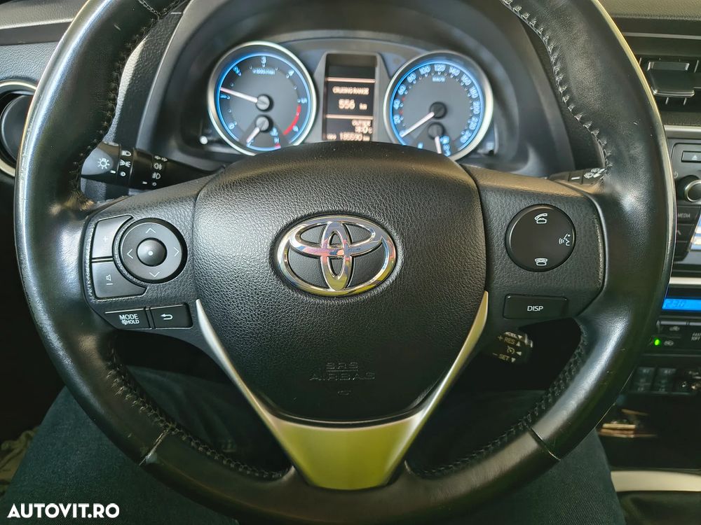 Toyota Auris 1.4 D-4D Comfort - 21