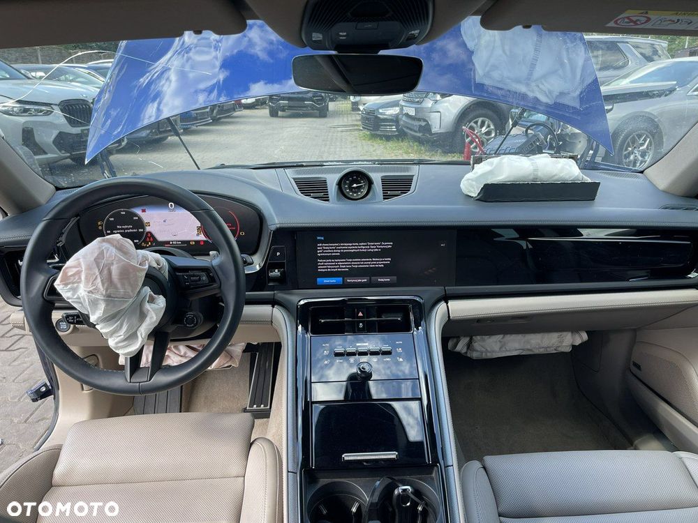 Porsche Panamera 4 - 13