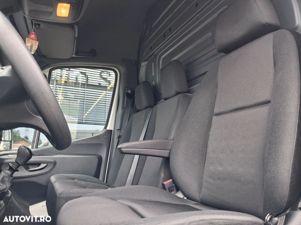 Mercedes-Benz Sprinter 517 CDI - 12