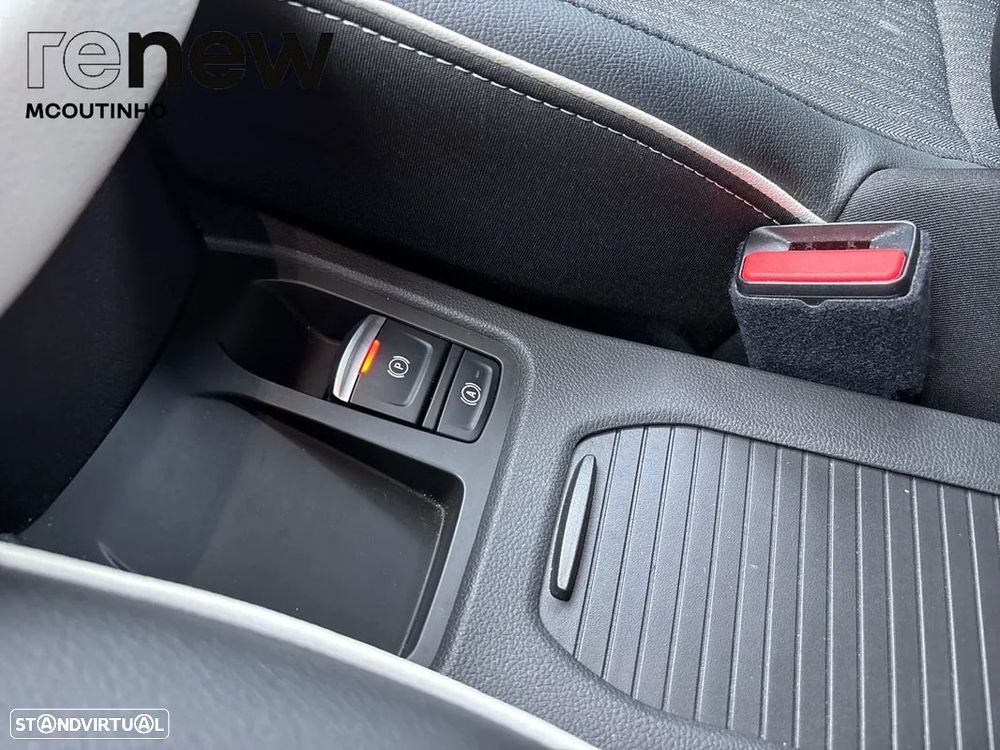 Renault Clio 1.0 TCe Techno - 18