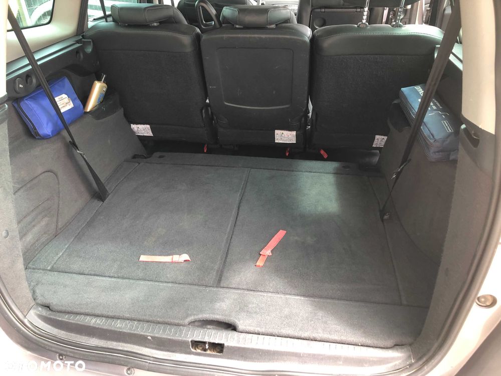 Renault Grand Scenic - 5