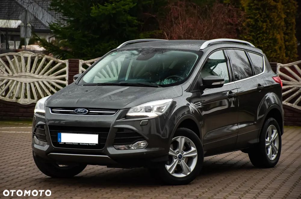 Ford Kuga 1.5 EcoBoost 4x4 Titanium - 8
