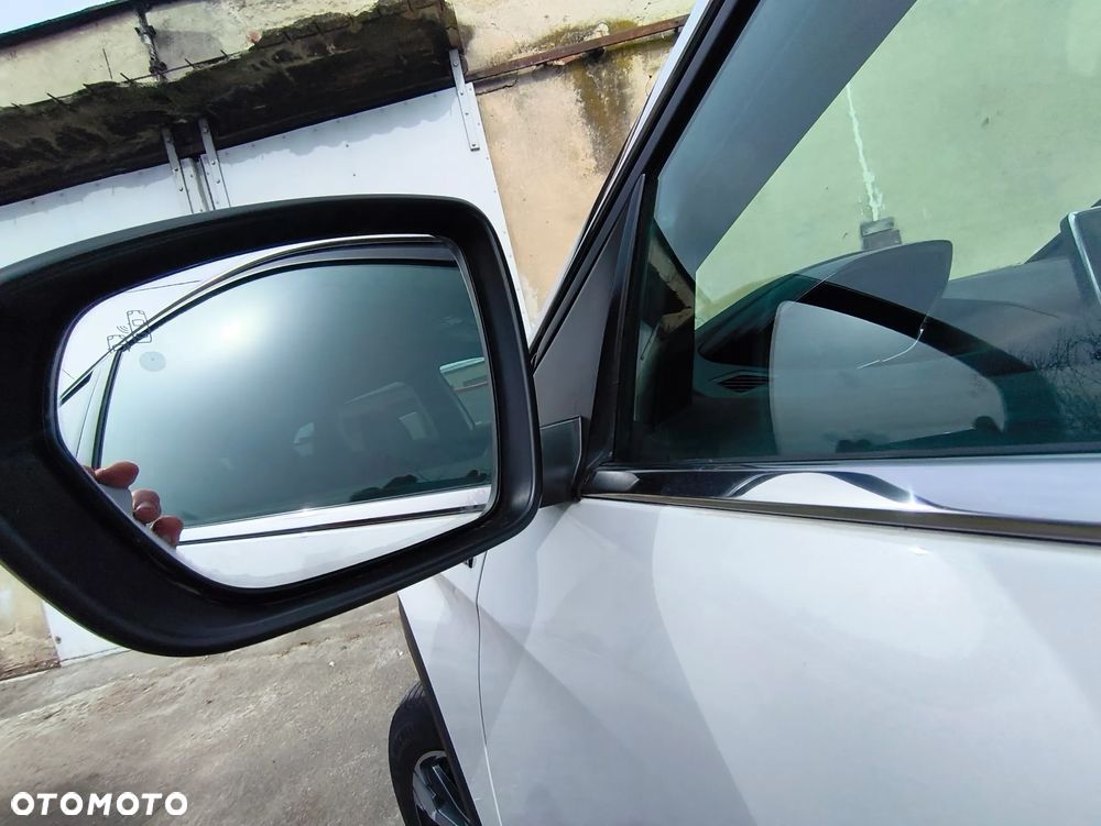 Peugeot 3008 2.0 BlueHDi Allure - 26