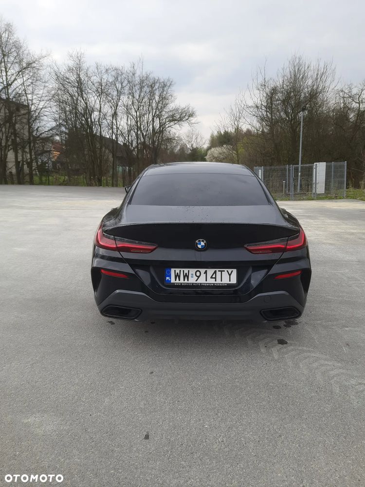 BMW Seria 8 - 2