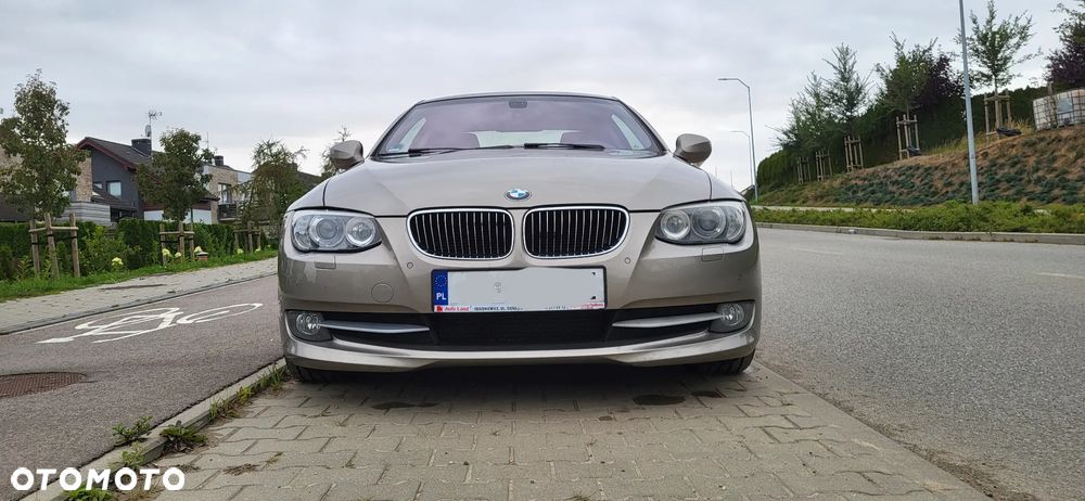 BMW Seria 3 325d - 4