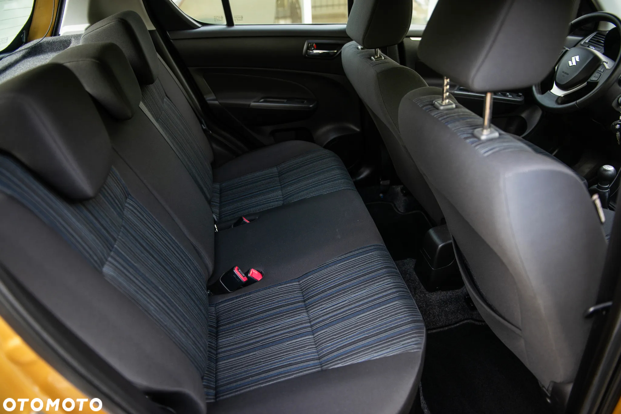 Suzuki Swift 1.2 Premium - 19