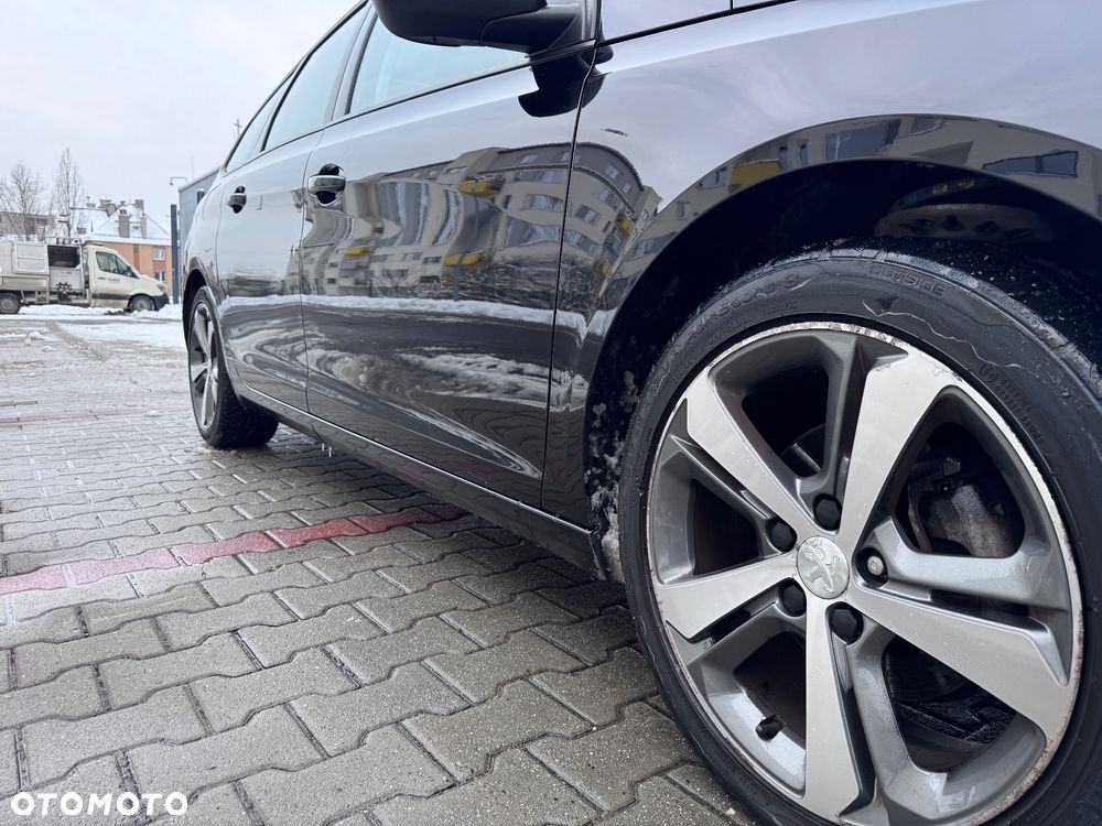 Peugeot 308 PureTech 130 GPF Stop & Start Active Business-Paket - 33