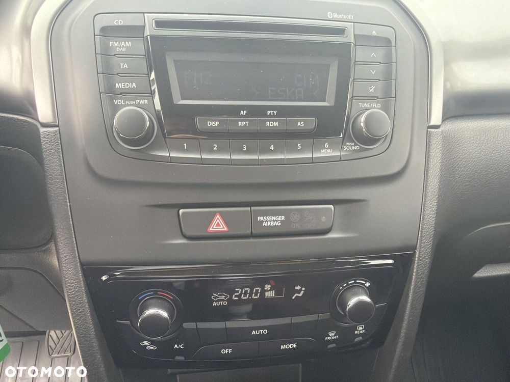 Suzuki Vitara 1.4 Boosterjet SHVS Comfort Plus 2WD - 23