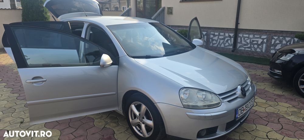 Volkswagen Golf 1.9 TDI Comfortline DPF - 10
