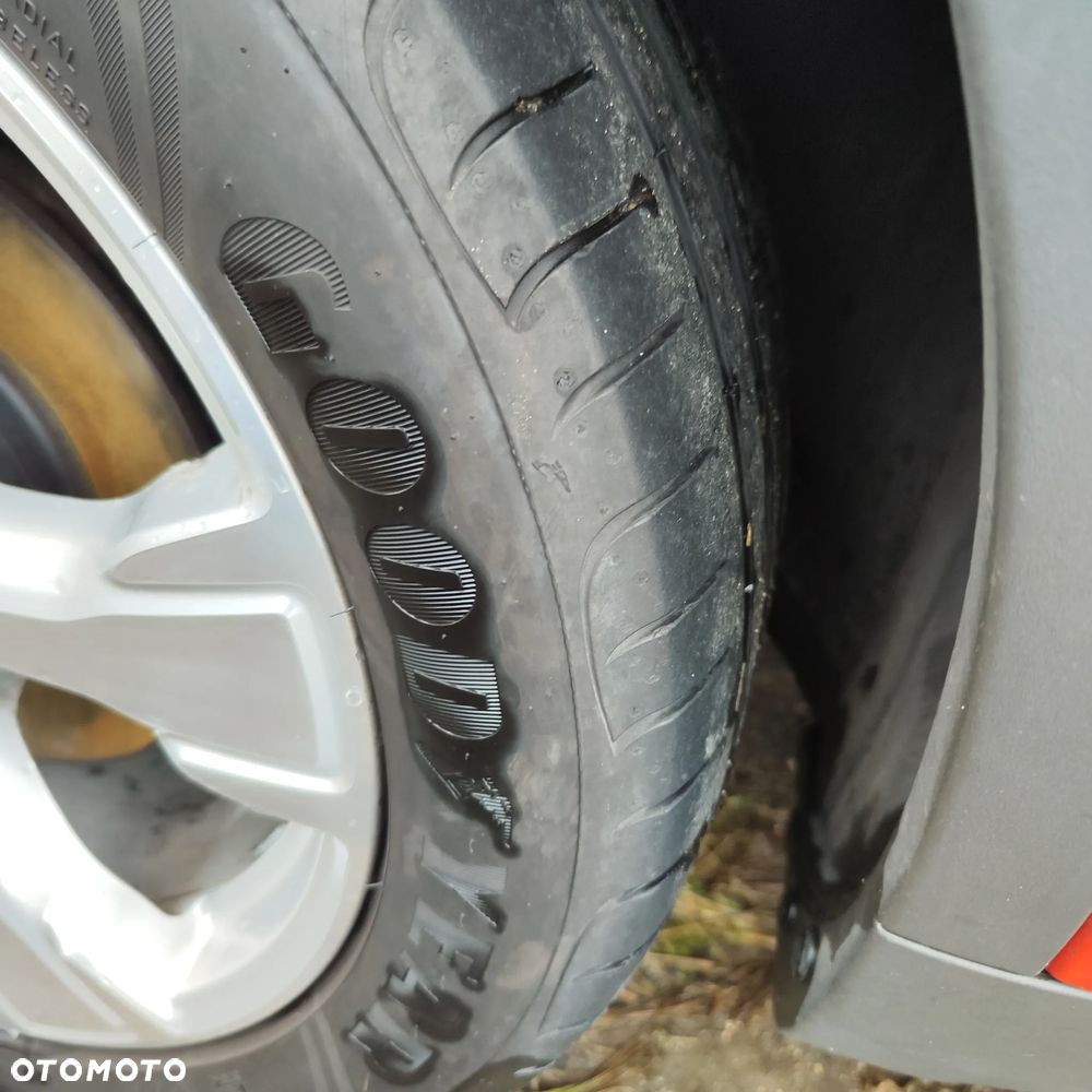 Ford Kuga 2.0 TDCi 4x4 Trend - 23