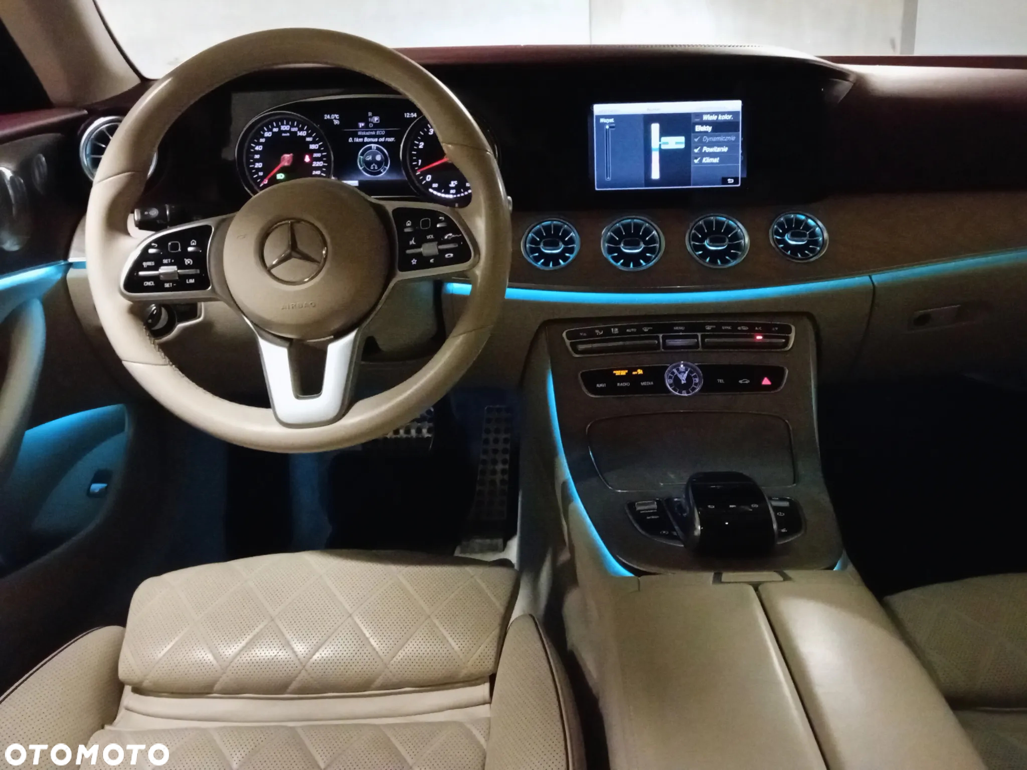 Mercedes-Benz Klasa E 450 Coupe 4-Matic 9G-TRONIC - 20