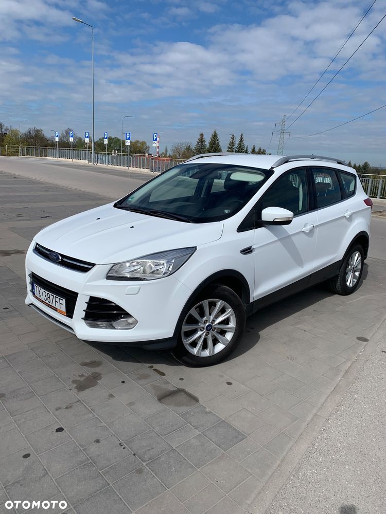 Ford Kuga 2.0 TDCi 2x4 Titanium - 17
