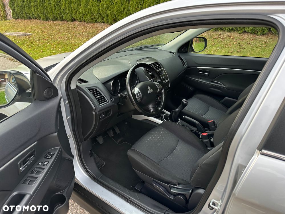 Mitsubishi ASX 1.6 Instyle AS&G - 16