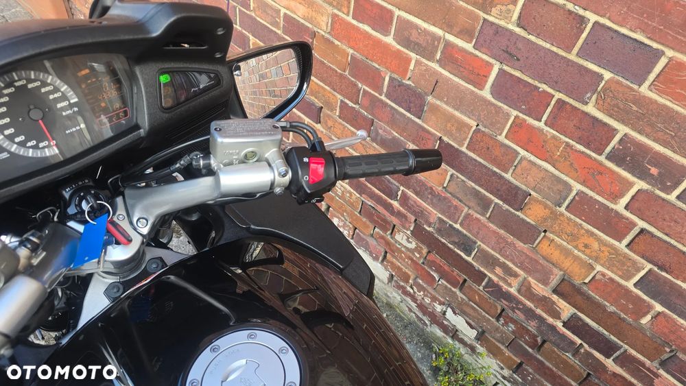 Honda ST - 12