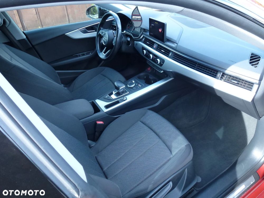 Audi A5 Sportback 2.0 TDI S tronic - 11