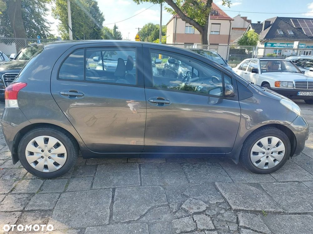 Toyota Yaris - 5