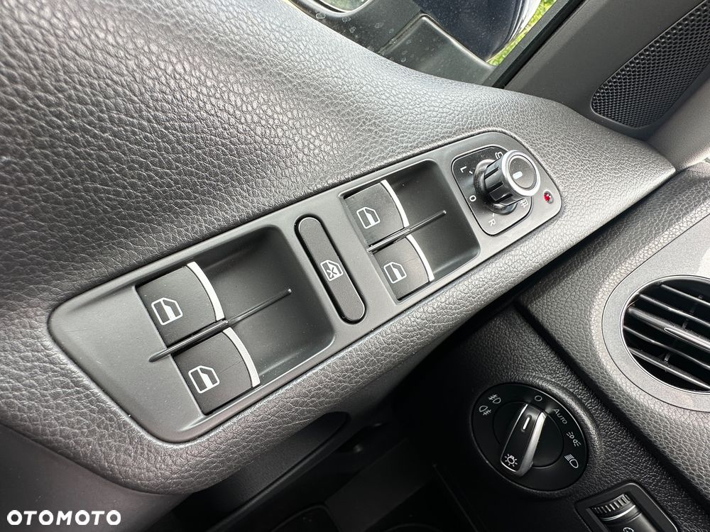 Volkswagen Tiguan 2.0 TSI 4Mot Sport&Style DSG - 27