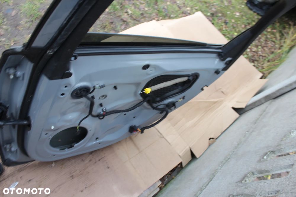 DRZWI TYLNE PRAWE AUDI A6 C7 AVANT LY7C 2015 - 21