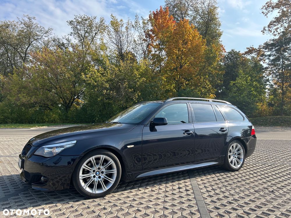 BMW 5 Series 2008 photo 2