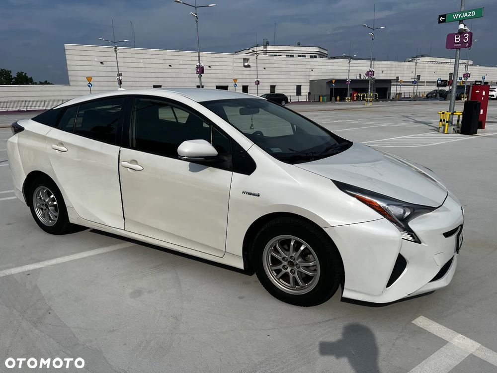 Toyota Prius - 5