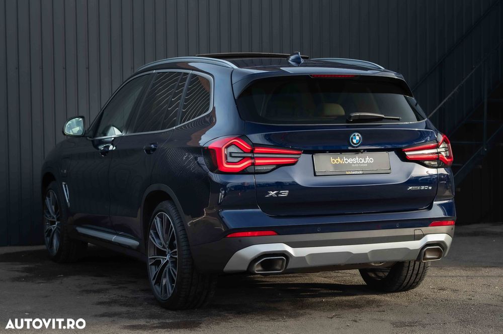 BMW X3 xDrive30e AT PHEV - 27