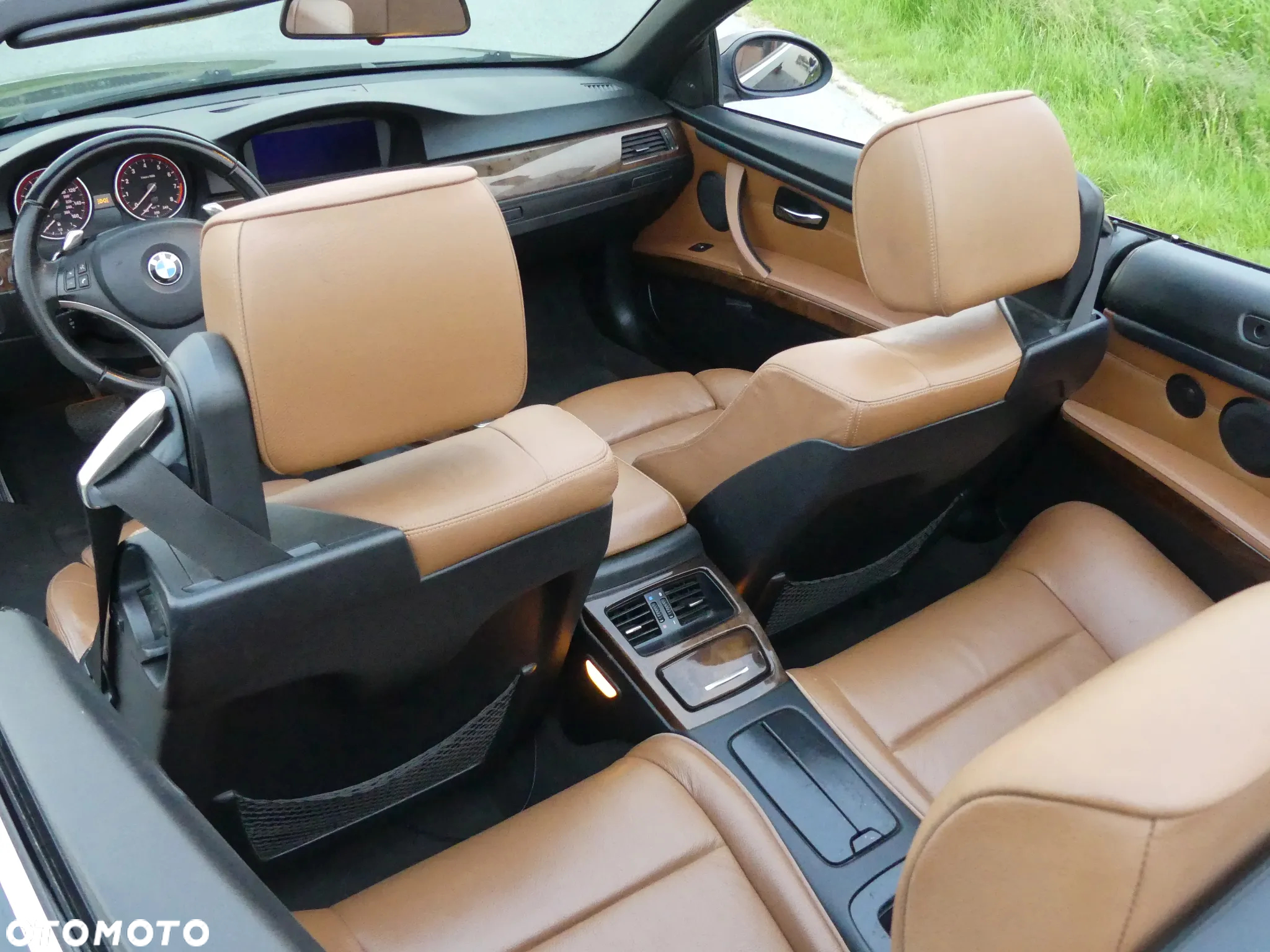 BMW Seria 3 335i Cabrio - 8
