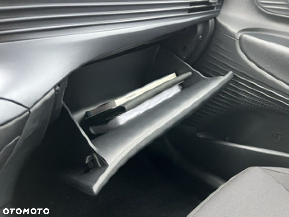 Hyundai i20 1.2 Modern - 31