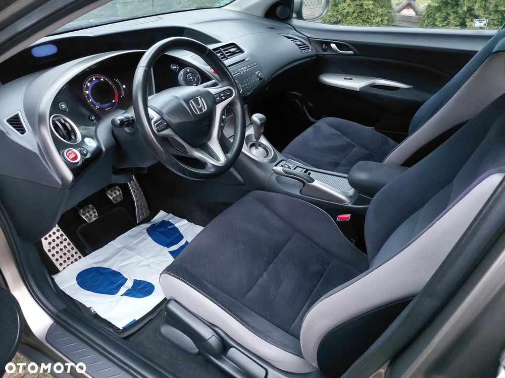Honda Civic 1.8i-VTEC Sport - 10