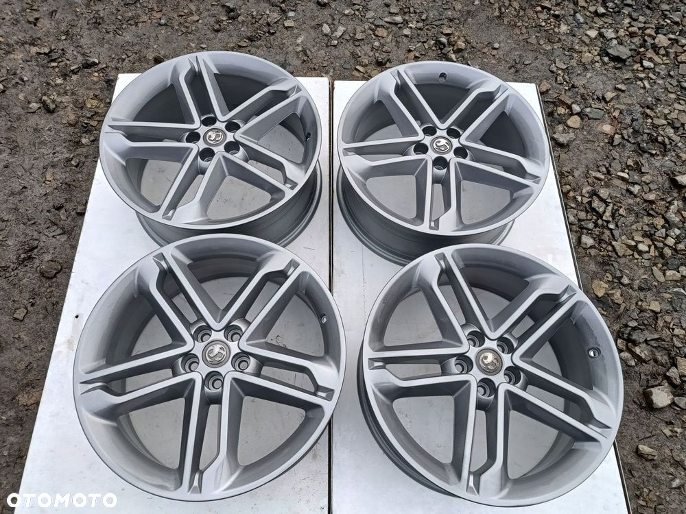 opel mokka trax biuic felgi 19" 7.5j 5x105 et 38 grafit 95016099 jak nowe - 1