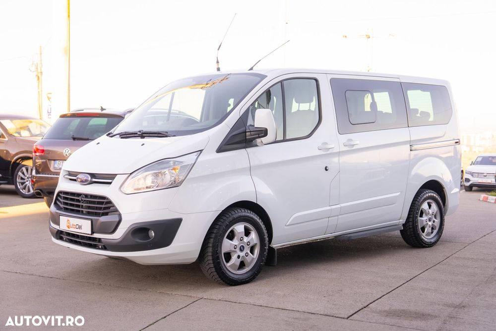 Ford Tourneo Custom - 4