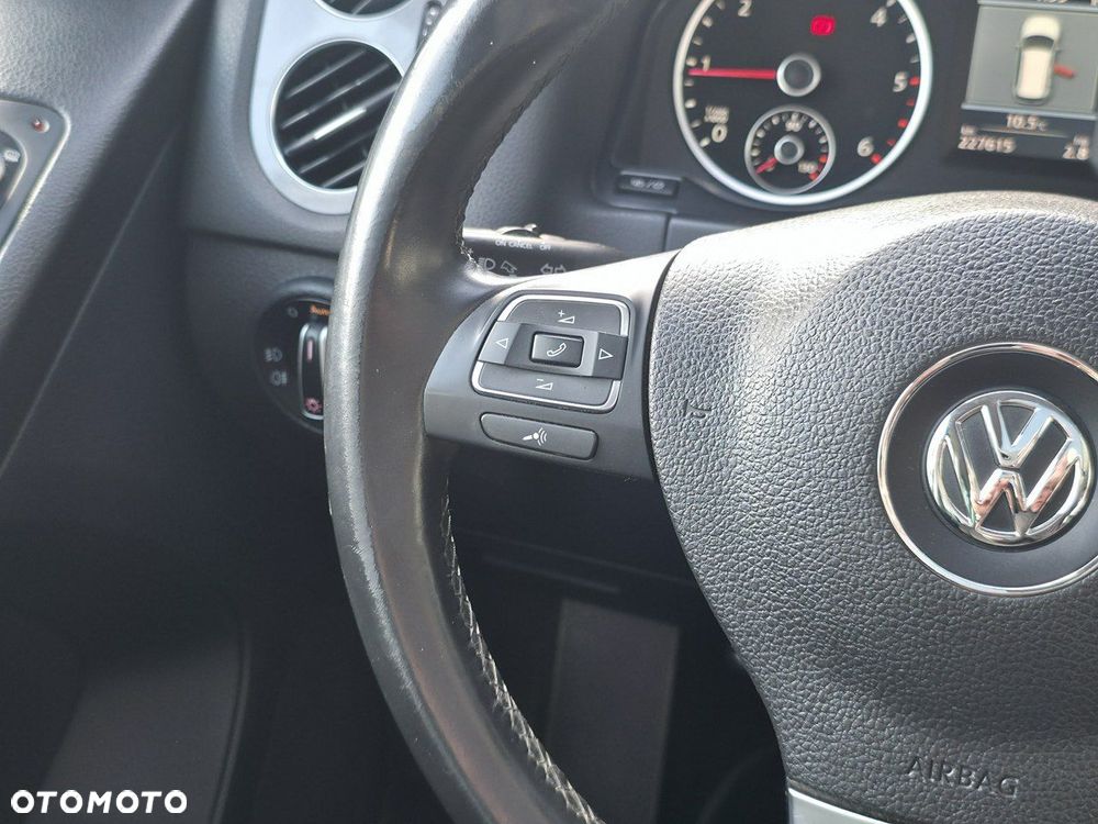 Volkswagen Tiguan - 16