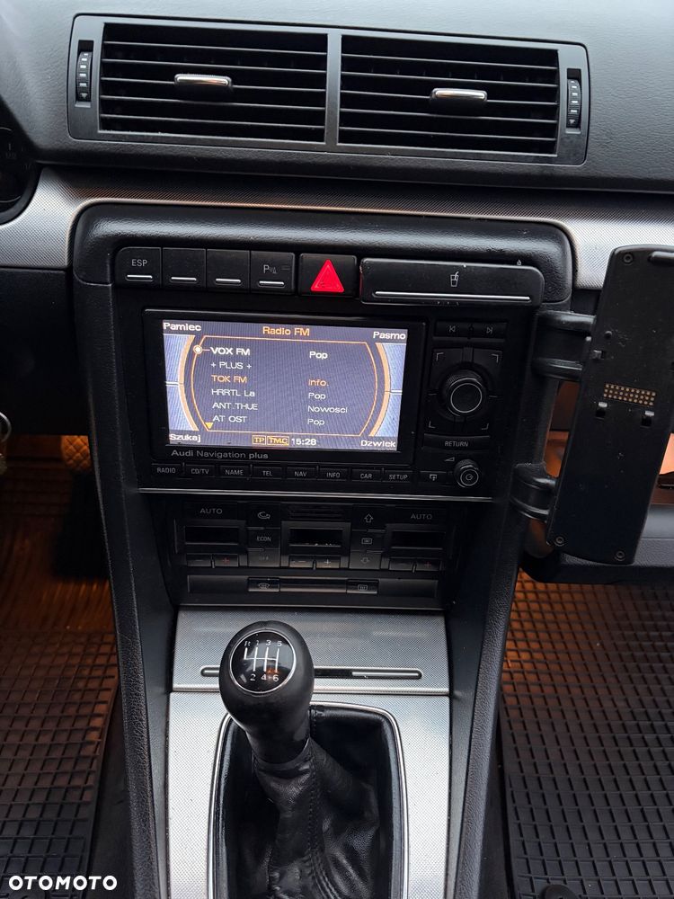 Audi A4 Avant 2.0 TDI DPF - 7