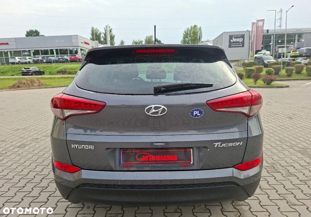Hyundai Tucson - 16